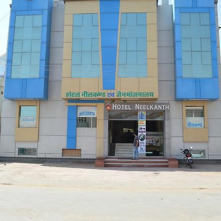 Hotel Neelkanth Rāmdevra 外观 照片
